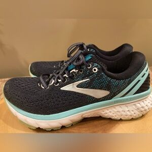 Brooks Ghost 11 1202771B493‎ Women’s Navy Teal Running Shoes Size 7.5